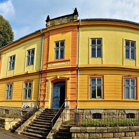 Hotel Stara Skola Mezná Buitenkant foto