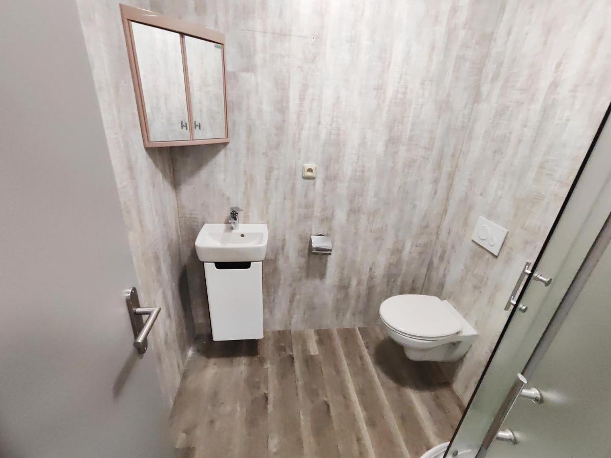 Hotel Stara Skola Mezná Buitenkant foto