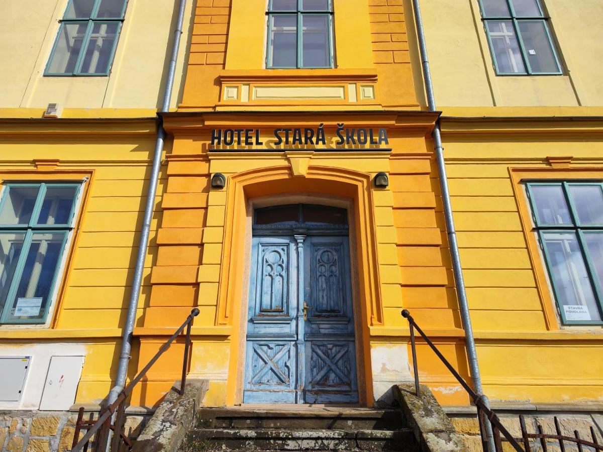 Hotel Stara Skola Mezná Buitenkant foto