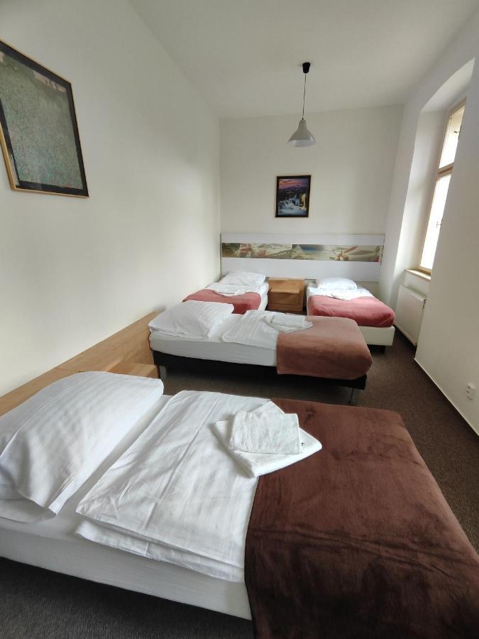 Hotel Stara Skola Mezná Buitenkant foto
